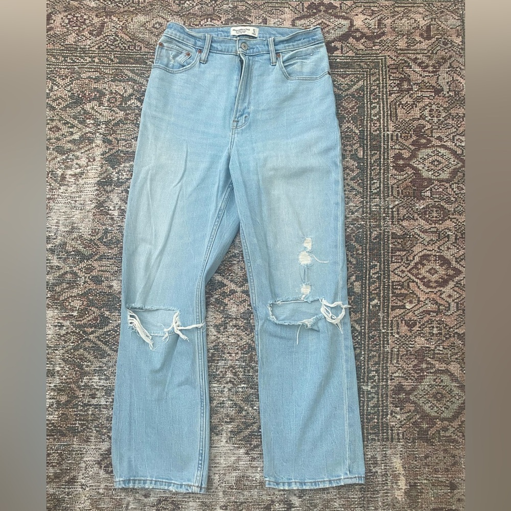 Abercrombie & Fitch Curve Love Ultra High Rise Ankle Straight Jean